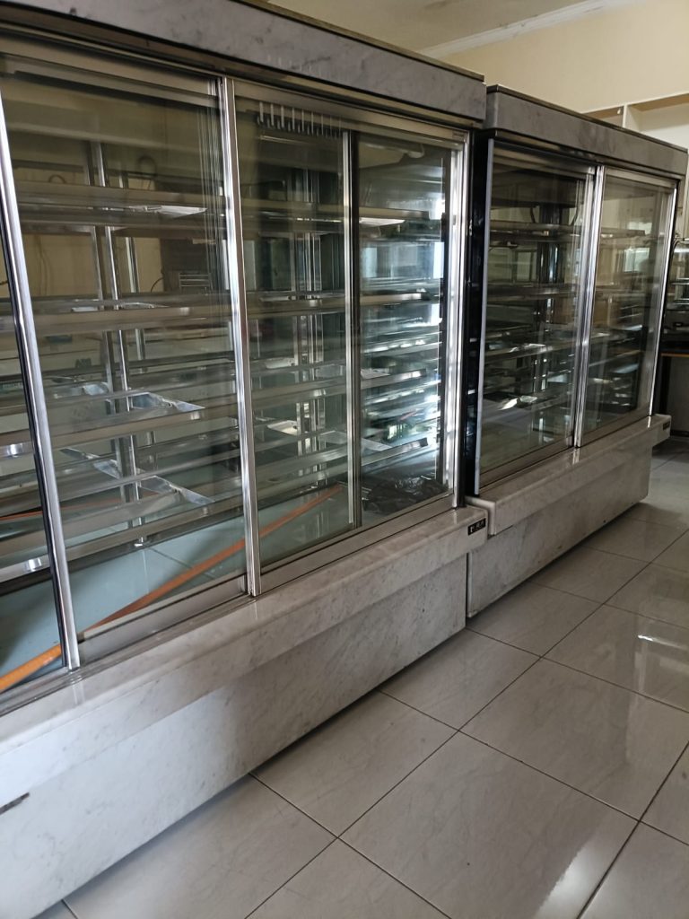 peralatan bekas resto